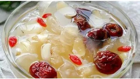 姨妈推迟吃什么药能快速缓解,吃什么食物能推迟大姨妈来