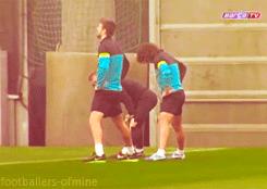 是天才也是逗逼！盘点足球场上那些逗逼青年