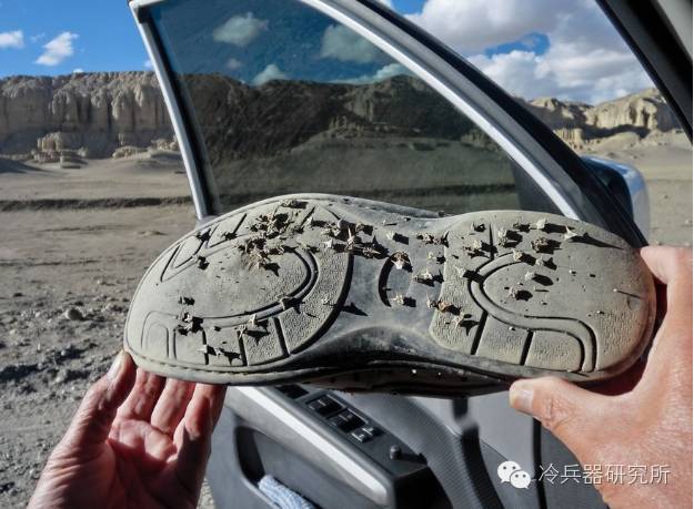 铁蒺藜：永不过时的防御性*器武**