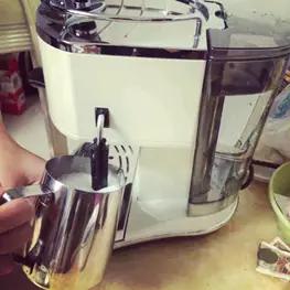 家用咖啡机和便携式咖啡机哪个好,家用咖啡机和全自动咖啡机哪个好