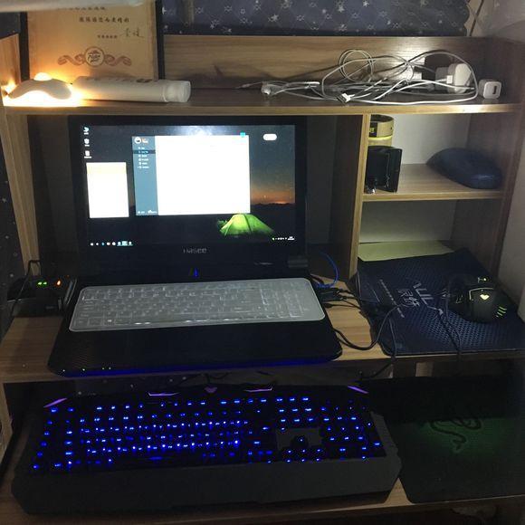 室友花7000买电脑只玩4399,室友8000买了个电脑