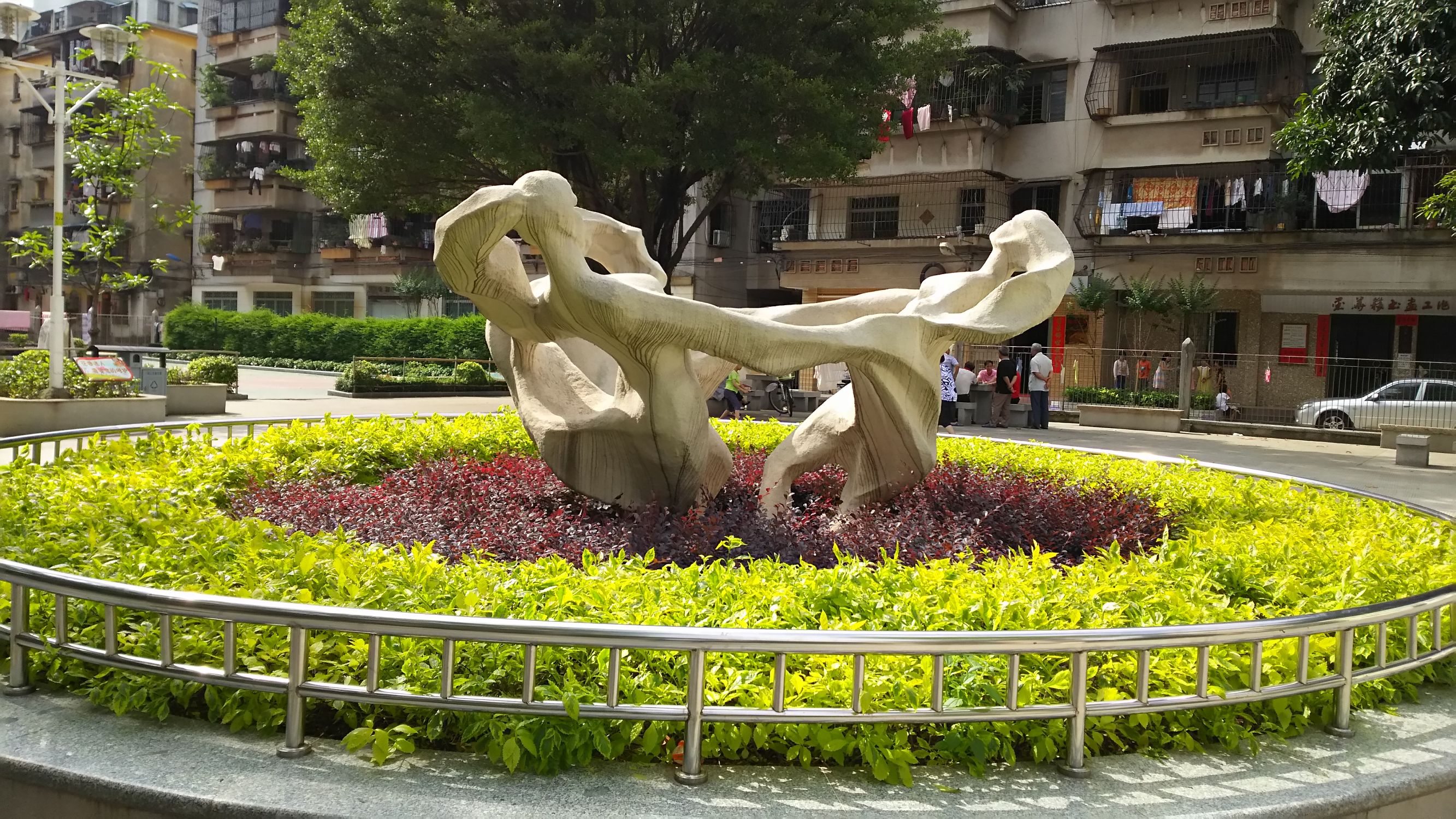 夏普402sh手机多少钱,夏普404无边框手机参数