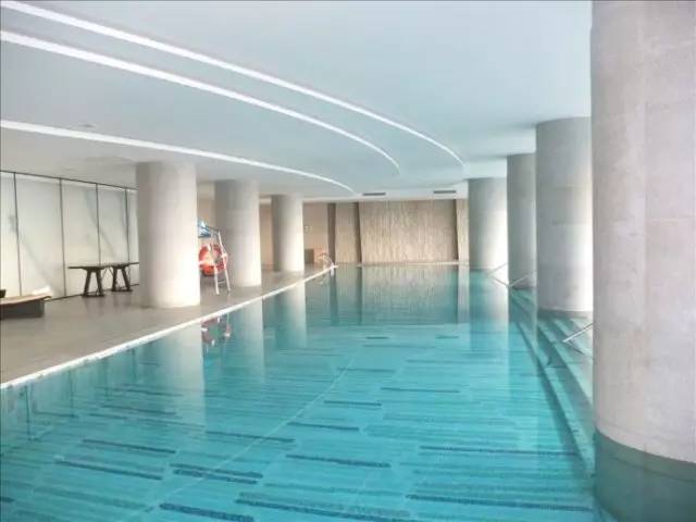 青岛伊春路银座游泳馆学游泳价格,青岛市室内游泳馆