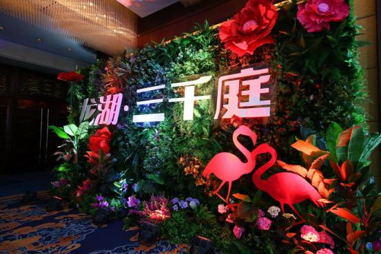 一场穿越花园的回家之旅：成都“院望”之龙湖三千庭