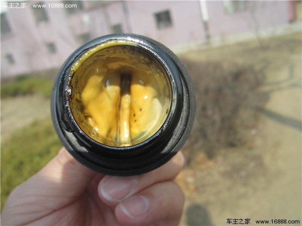 烧机油和机油增多哪个危害大,都说大众烧机油是真的吗