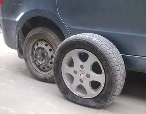 怎么让轮胎扎钉,轮胎装钉子的方法