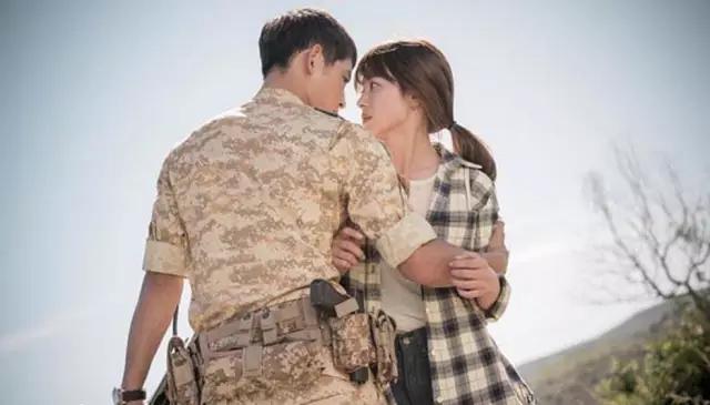 微博和微信发不同朋友圈,微博和微信朋友圈有什么区别