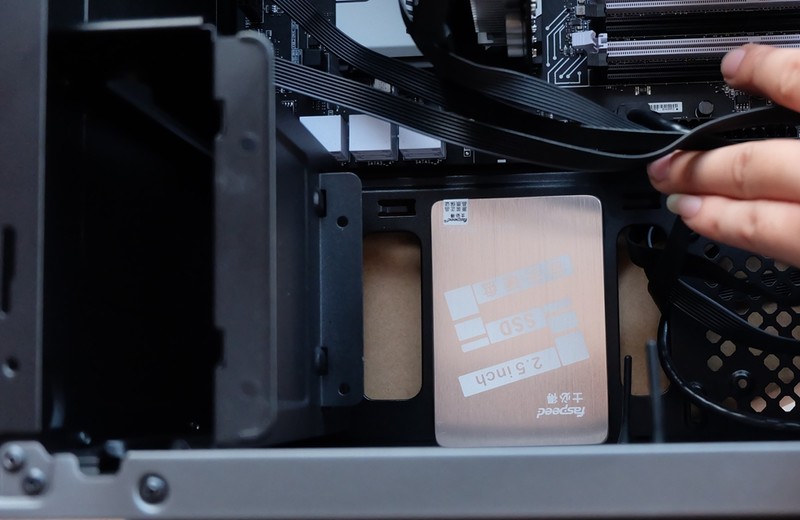 小机箱能装大主板,迷你小机箱装机推荐