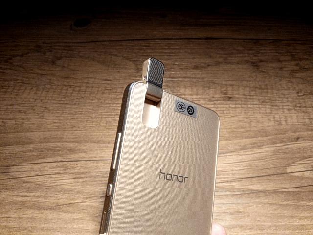 翻转吧摄像头，前后都能照出完美的照片：荣耀7i体验