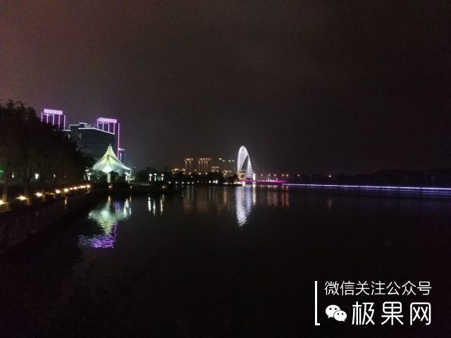 翻转吧摄像头，前后都能照出完美的照片：荣耀7i体验