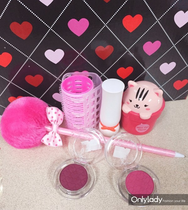 儿童节萌萌来袭OL的美容编辑集体化身“红领巾”（内含宝宝福利）