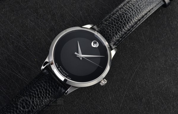 摩凡陀计时腕表,摩凡陀方形腕表