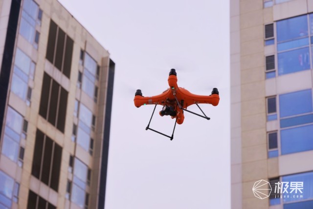 大疆最新水上无人机,新款水陆空三栖无人机测评