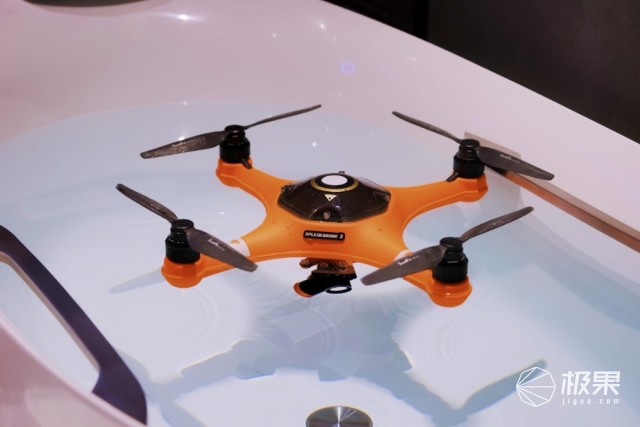 大疆最新水上无人机,新款水陆空三栖无人机测评