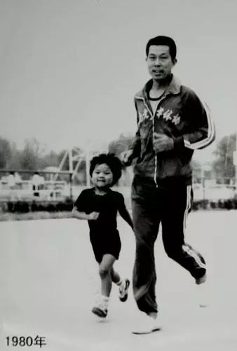 中国徒步第一人阿甘,阿甘环游中国