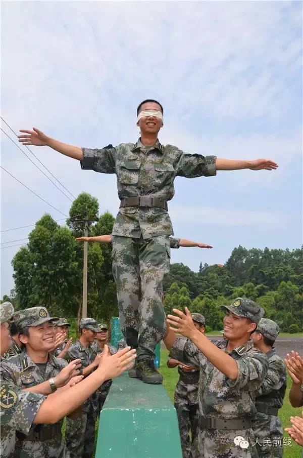 关注“五招鲜”专治兵哥哥的“鸭梨山大”症