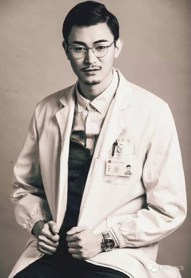 越长越丑的男生怎么变帅,又黑又丑的男生怎么逆袭