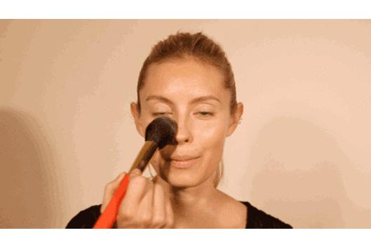 化妆这么久竟然还分不清化妆工具,化妆多年底妆还是搞不明白