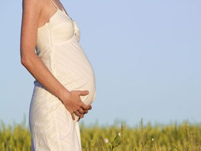 孕妈妈马上要进手术室了心情紧张,孕妈咪外出关注什么