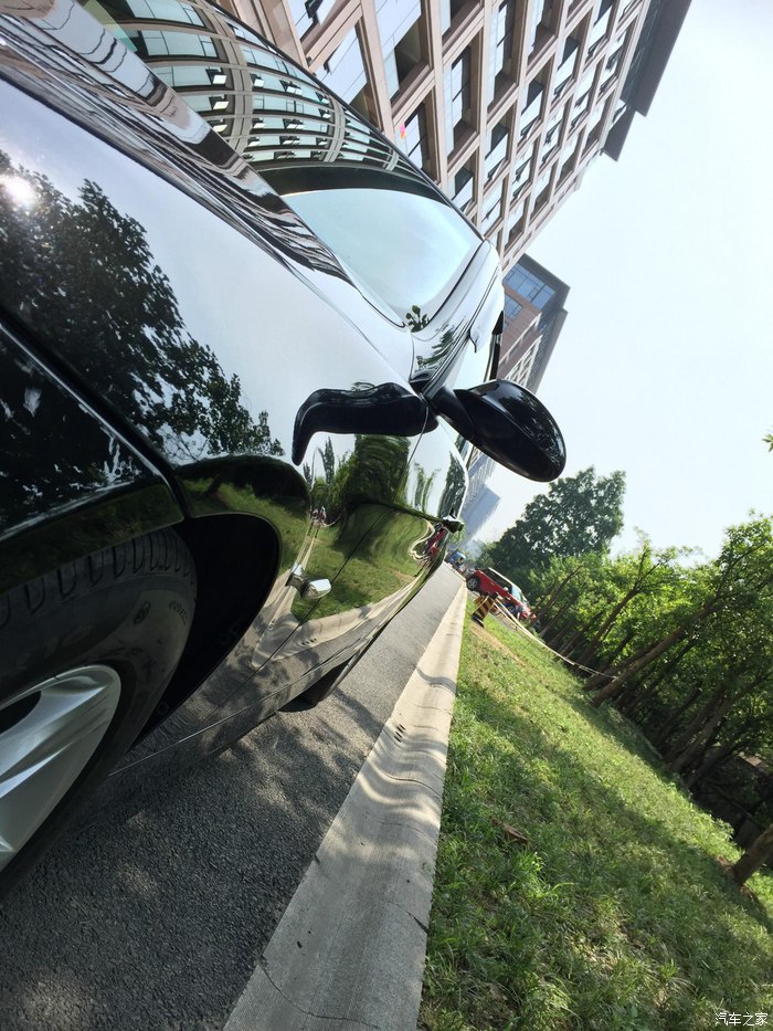 行驶10万公里的宝马320i,18年宝马320i10万公里还值得买吗