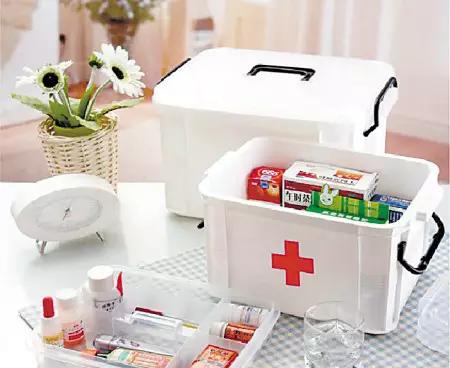 “陈”言微语话健康：宝宝旅途发烧怎么办？