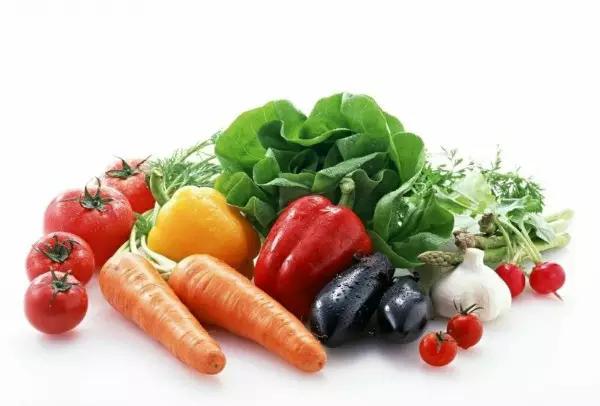 “陈”言微语话健康：宝宝旅途发烧怎么办？