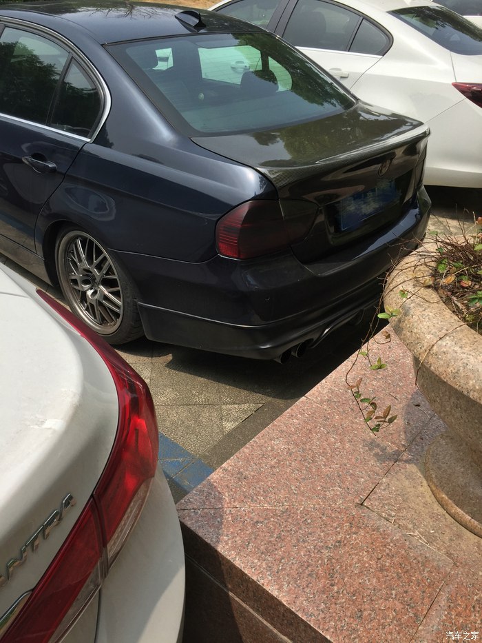 行驶10万公里的宝马320i,18年宝马320i10万公里还值得买吗