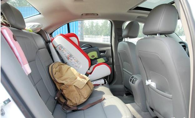 12款迈锐宝2.0车主真实感受,动力足空间大省油