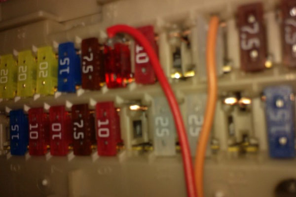 全新卡罗拉如何安装自动大灯,14款卡罗拉低配加装自动大灯开关