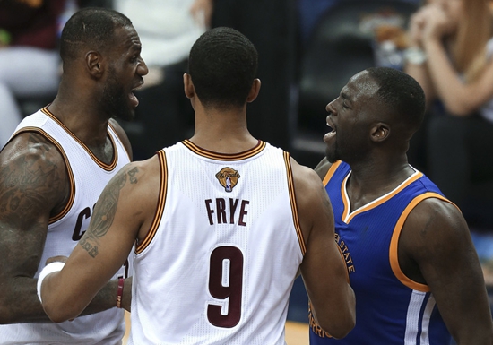 格林詹姆斯胯下之辱是哪一场,詹姆斯和格林的对决