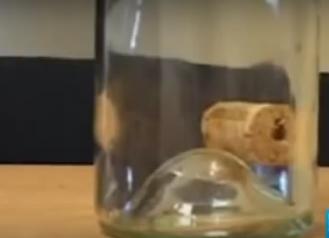 谁会想到，分娩辅助器点子，来自空瓶取软木塞