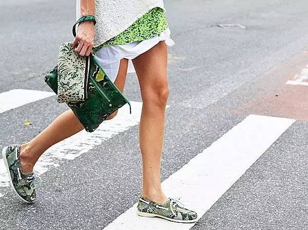 夏天穿搭指南轻松美得高级,夏天美的穿搭什么风格