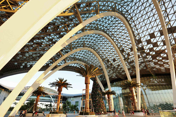 走进购物的天堂：三亚海棠湾免税店