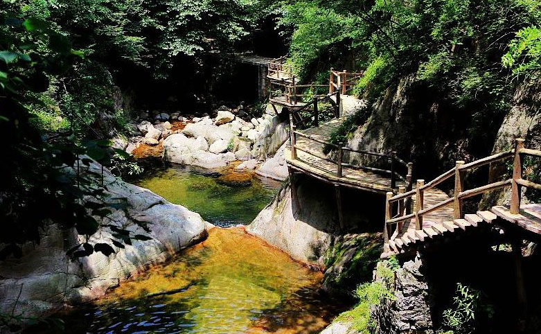 洛阳白云山漂流水上乐园,洛阳水上乐园最好玩的是哪个