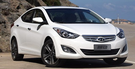 朗动外形拉风油耗满意，就是车漆较薄盲区大