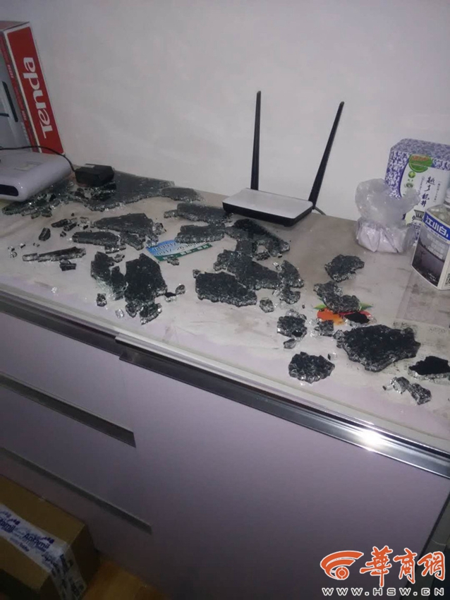 电视机外壳无故破裂,电视机宝鸡维修