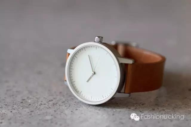 没块好看的表，我都不好意思露手腕