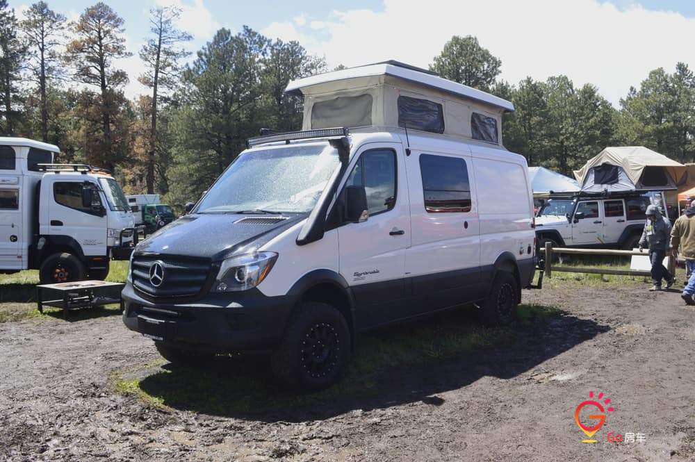 奔驰凌特房车b型房车,2020款奔驰斯宾特4x4c型房车