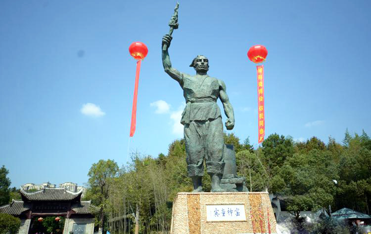 他是景德镇陶瓷的神，如何救百姓于水火，又是如何死去的？