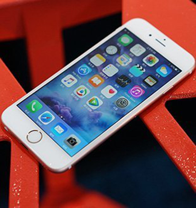 苹果钢化膜为什么会无缘无故裂掉,苹果钢化膜一碰就碎怎么回事