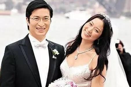 陈浩民的老婆剖了几胎,陈浩民老婆是顺产还是剖腹产