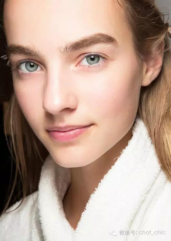 人生的第一次怎么开始的,人生的第一支遮瑕