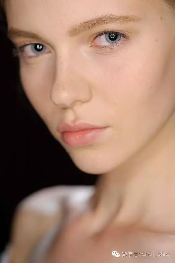 人生的第一次怎么开始的,人生的第一支遮瑕