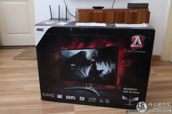 100%srgb电竞显示屏,100%srgb和90%p3色域显示器