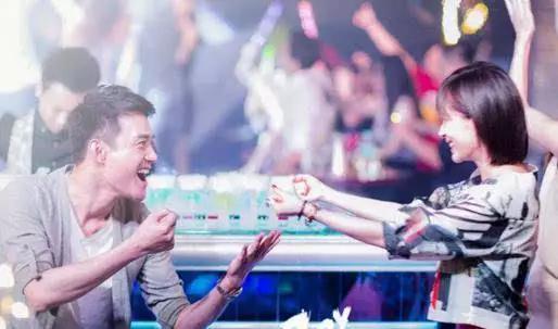 濂藉厛鐢熸洸绛辩弧,鏇茬缁″瘜瀹跺コ