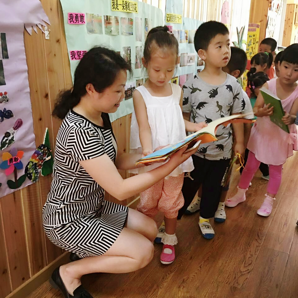 幼儿园自制绘本图画书里的中国,幼儿园自制小故事图画书