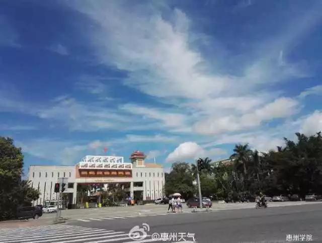 天辣么热想游泳？不关注这些细节，游泳后就要上医院了！