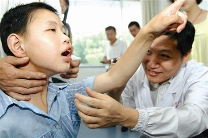 孩子肚子抽动怎么治疗,孩子肚子总抽动怎么回事