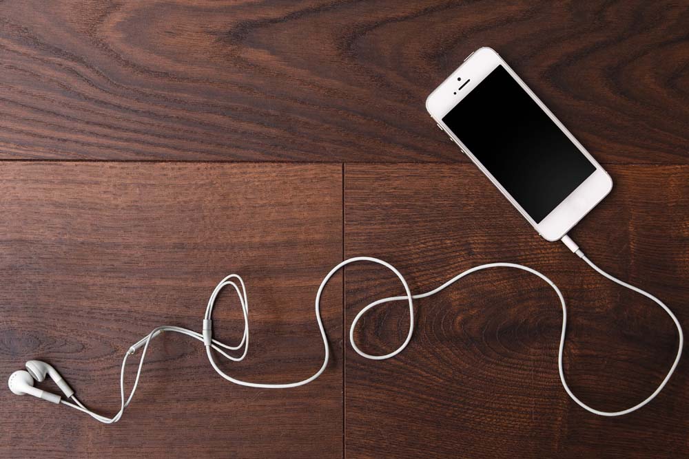 耳机插头接触不良怎么办只要一招,头戴式耳机接触不良修理教程