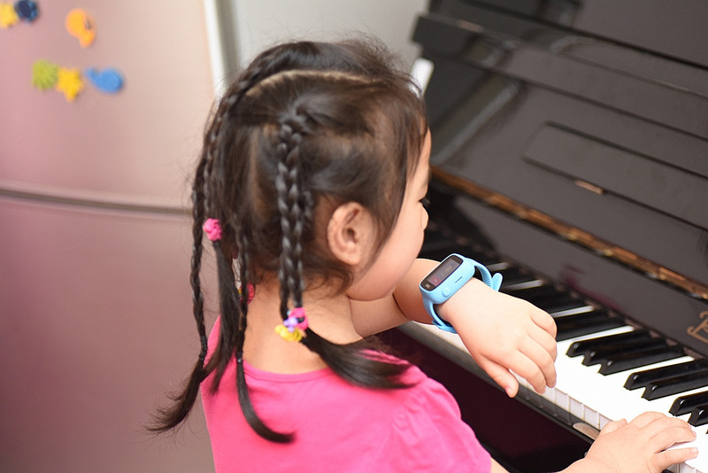 细致的关爱,巴迪龙360儿童手表app